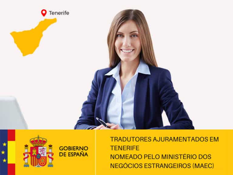 Traductor jurado de portugués revisando una certidão antes de traducirla
